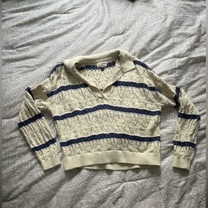 Universal threads sweater